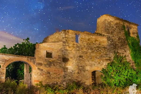 masia abandonada, fotografía nocturna en Mediona
