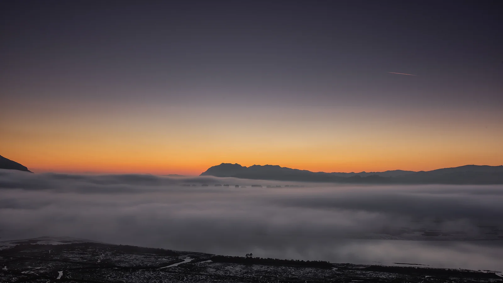 mar de nubes sobre la marisma
