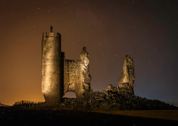 castillo de caudilla, fotografía nocturna en Santo Domingo-Caudilla