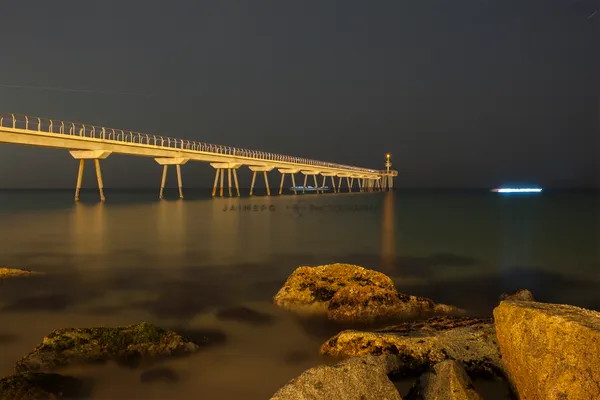 puente del petroleo, fotografía nocturna en Badalona
