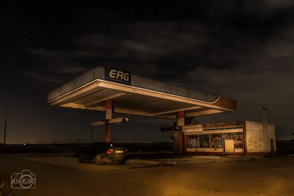 gasolinera abandonada