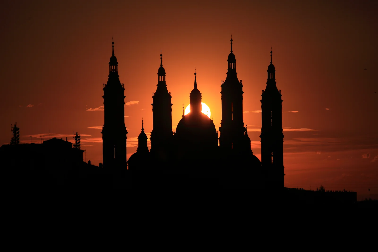contraluz el pilar