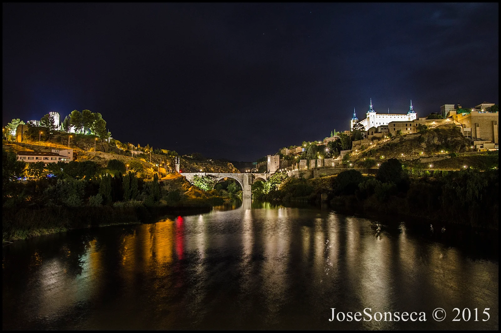 toledo en la noche
