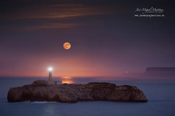 faro e isla de mouro santander