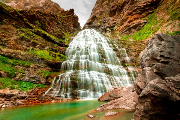 cascada cola de caballo parque nacional de torla ordesa