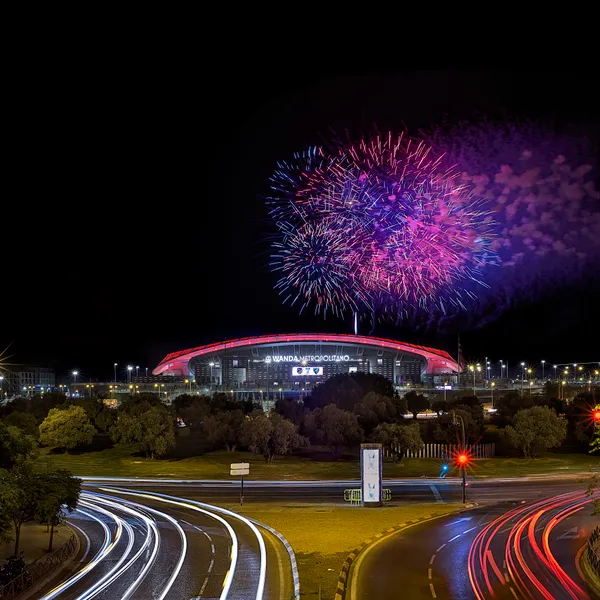 wanda metrpolitano, fotografía nocturna en Madrid